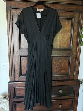 Scandal Italy Classic Black Dress Nwt